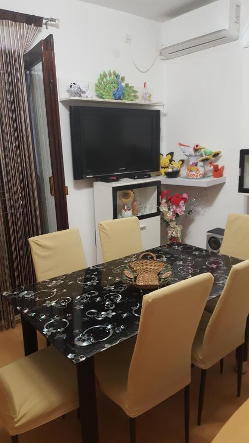 Vera Apartment Kampor Exteriér fotografie